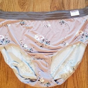 Brand New Cacique No-Show Full Brief Panty